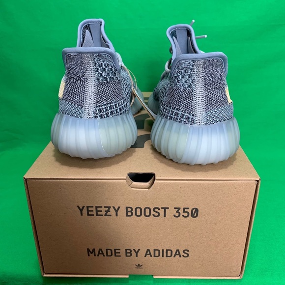 Yeezy Boost 350 V2 ASHBLU FZ5021 Size 10.5 - Picture 4 of 8